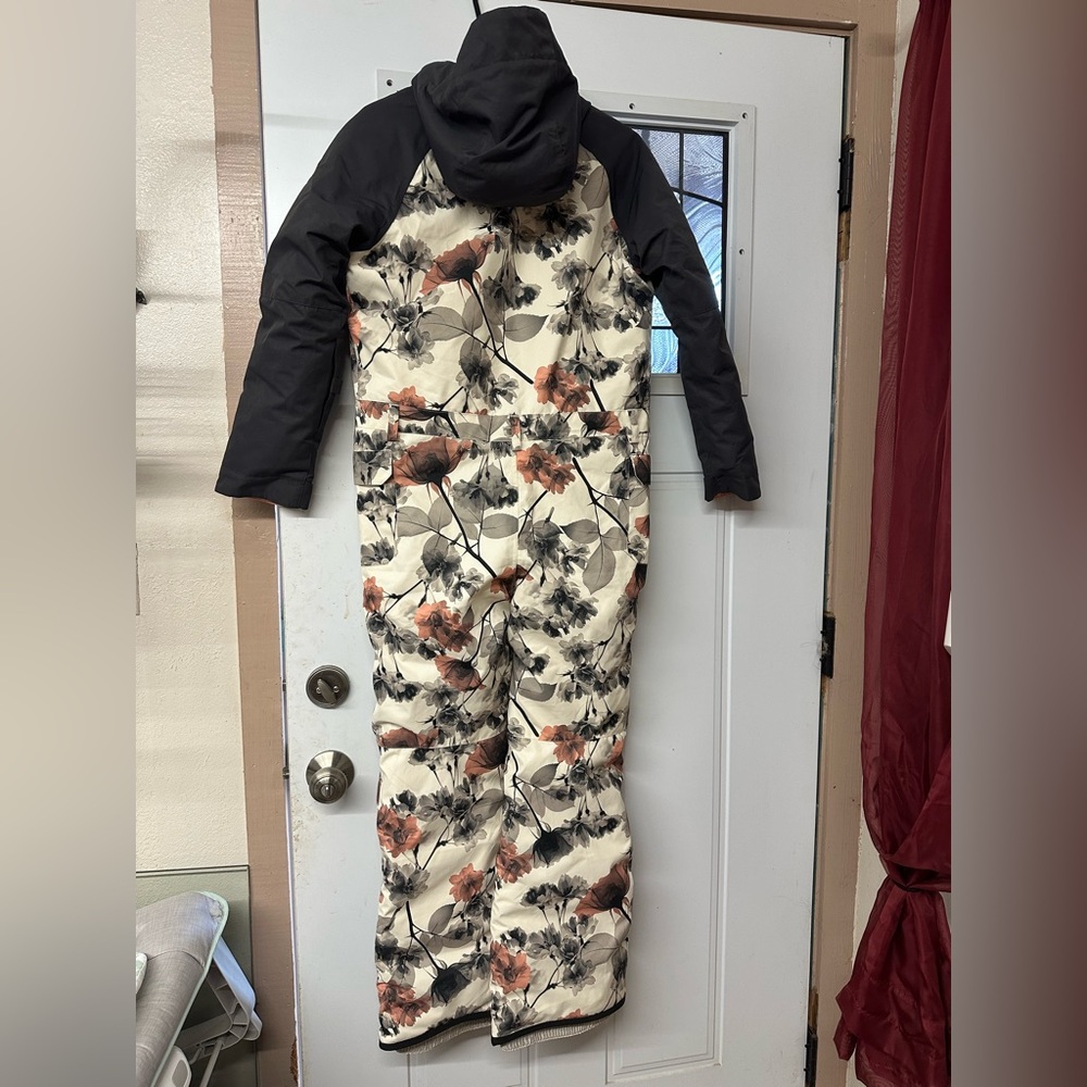 686 Wintersuit - Picture 2 of 10